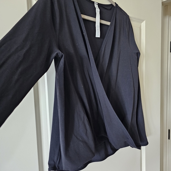 Lululemon crossover top - Picture 3 of 4